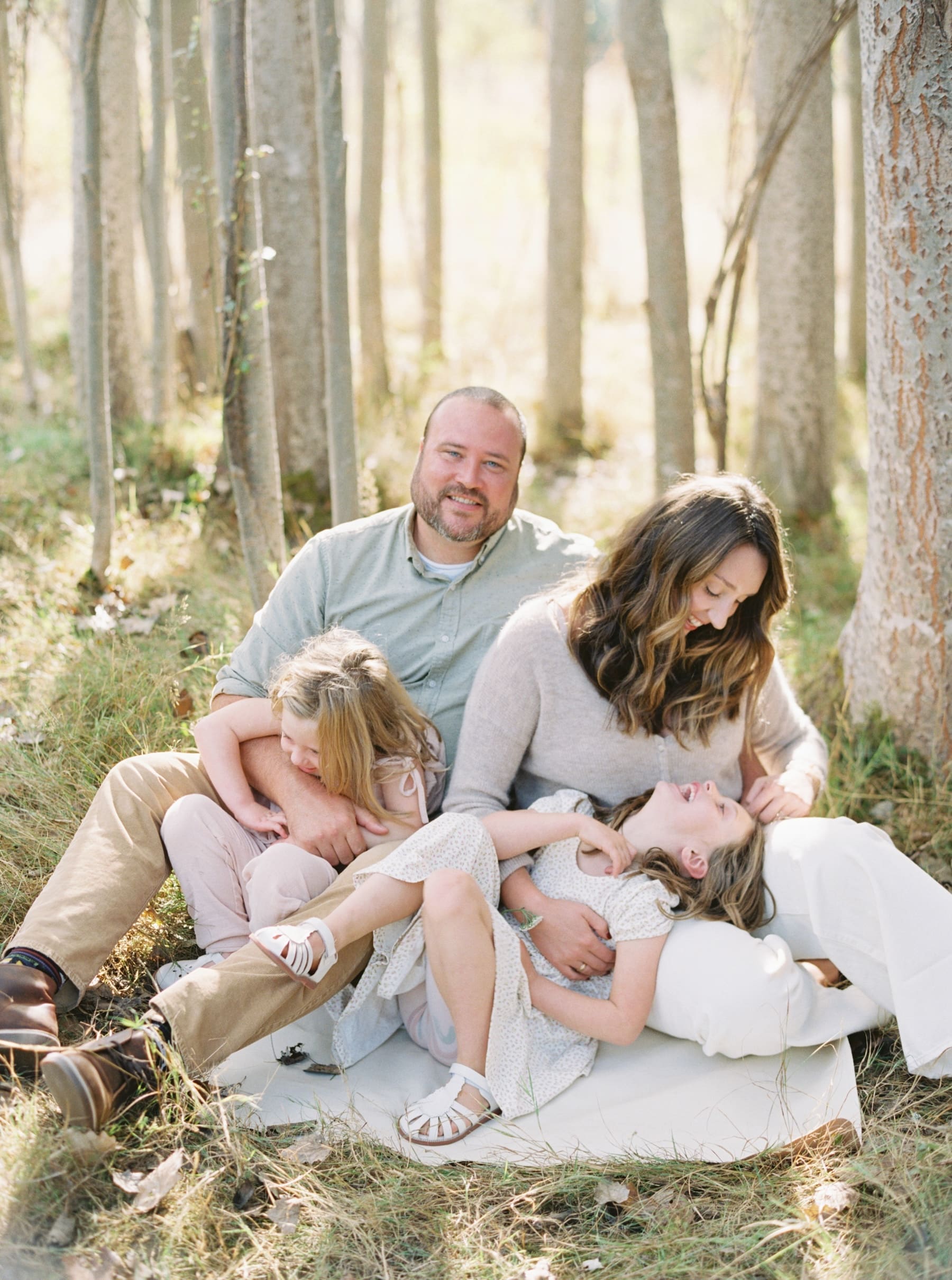 Seattle Fall Mini Session: Family portrait in the woods, Nolting-fall-mini-2025-0006.jpg