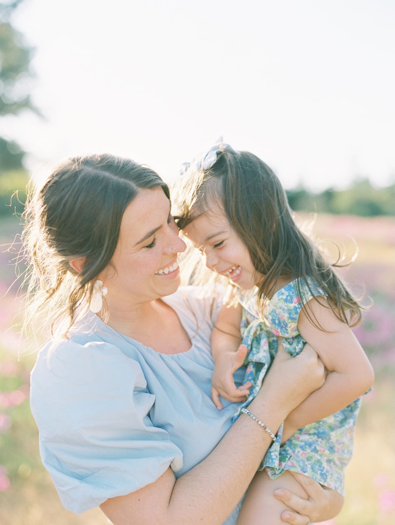 mother and daughter at discovery park captured on film